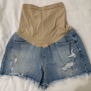 Maternity jean shorts size 26!
